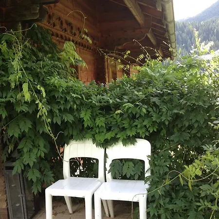 Couette-café Le Madrier Les Diablerets