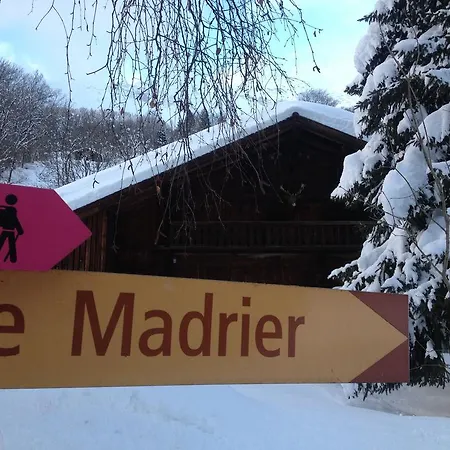Le Madrier Couette-café Les Diablerets